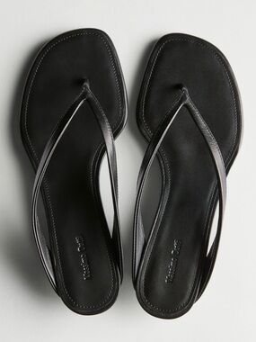 Massimo Dutti Black Minimal Square-Toe Flip Flop Sandals